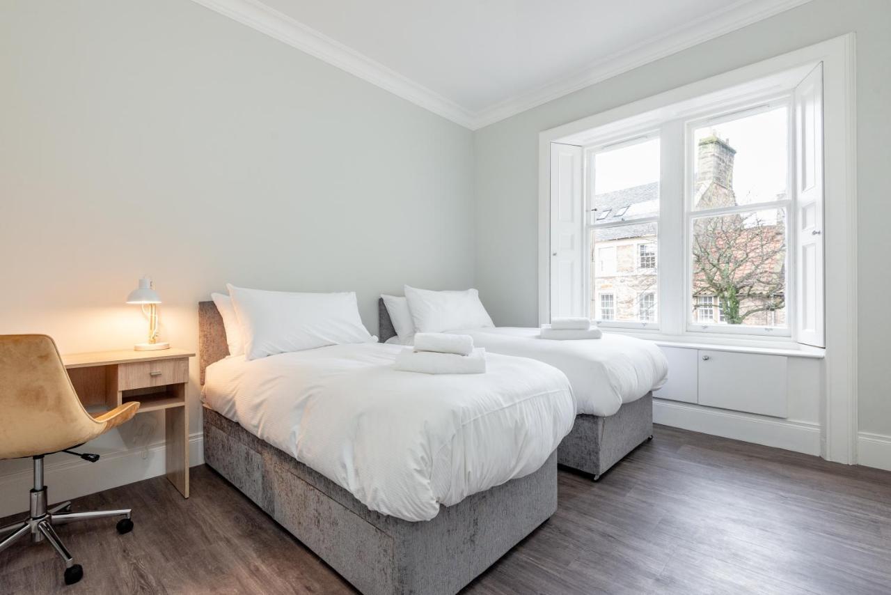 South Street Luxury Apartment * Central * Sleeps 4 Сент-Ендрюс Екстер'єр фото